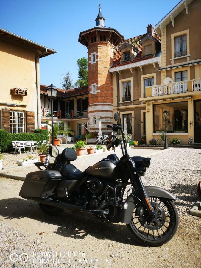La Garde Chambres D'Hotes Charancieu 外观 照片